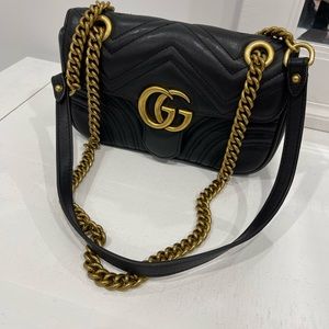 Black gucci marmont mini bag